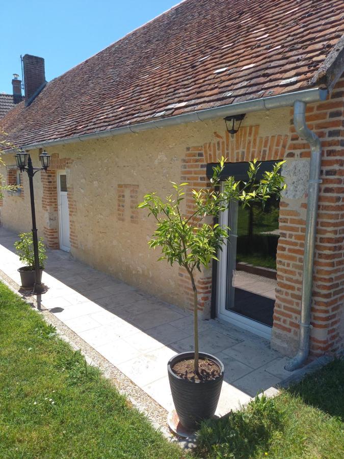 Logement Independant Tour-en-Sologne Dış mekan fotoğraf